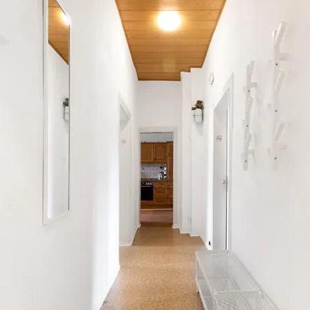 Bege Company Apartment *